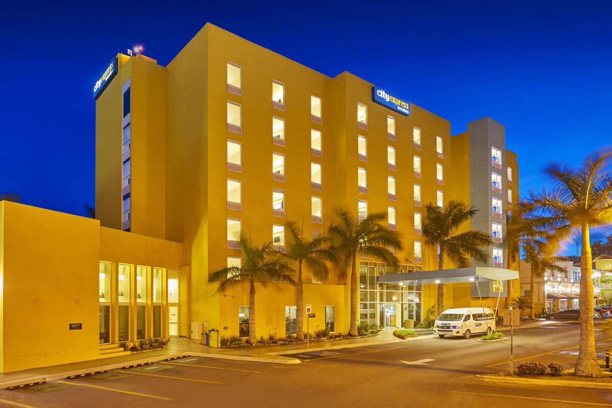 City Express By Marriott Tampico Hotel Екстериор снимка